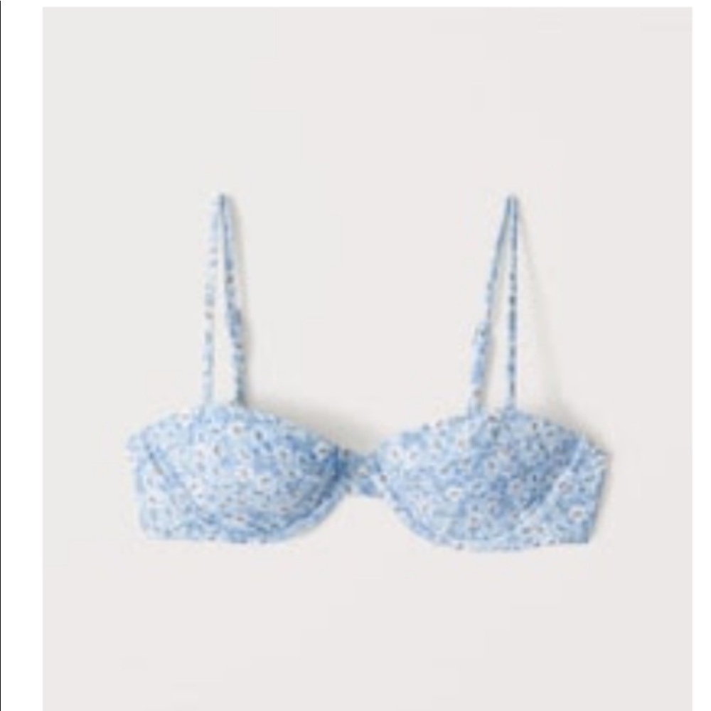 Abercrombie under wire Bikini top